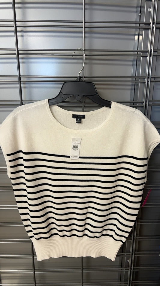 Ann Taylor Top Medium