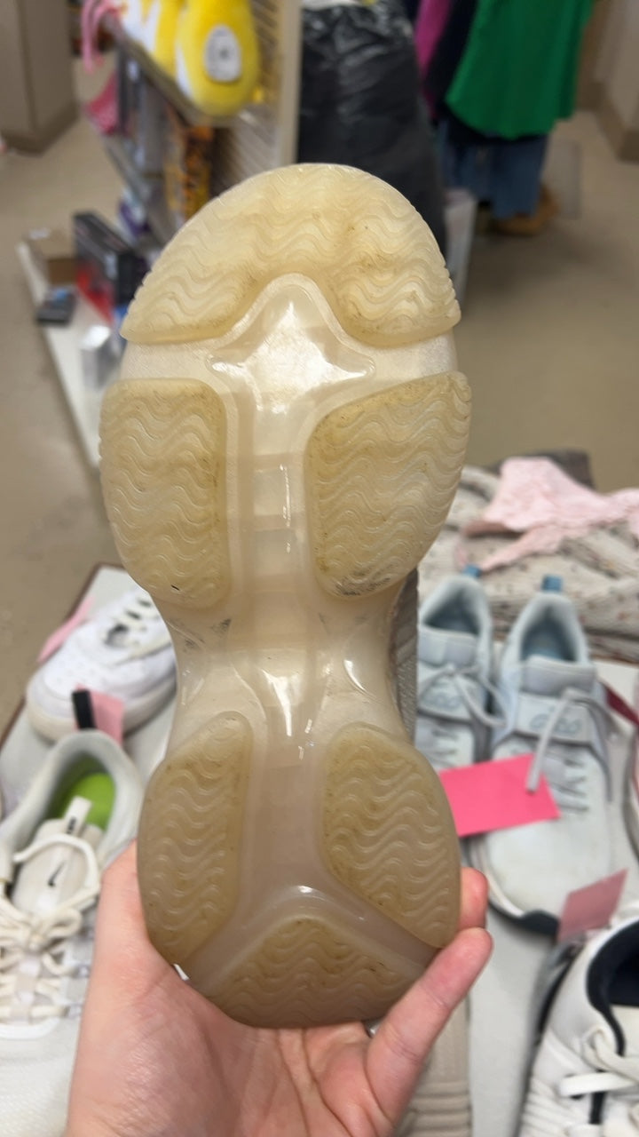 CUSH Sneakers 7.5