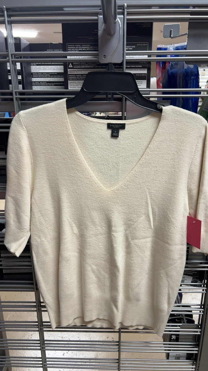 ANN TAYLOR Sweater Medium