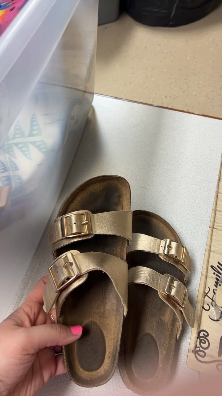Sandals Youth 2