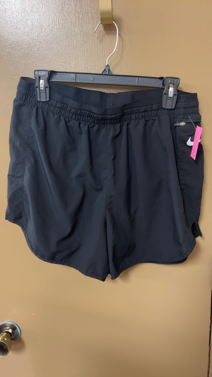 Nike Shorts Large