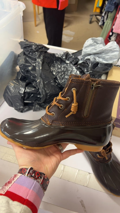 Sperry Boots 9.5