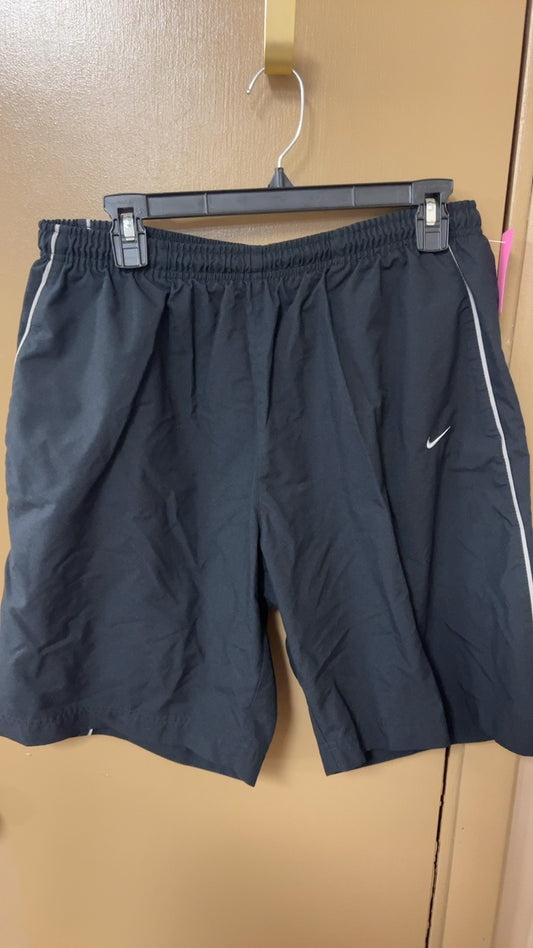 Nike Shorts MENS Large