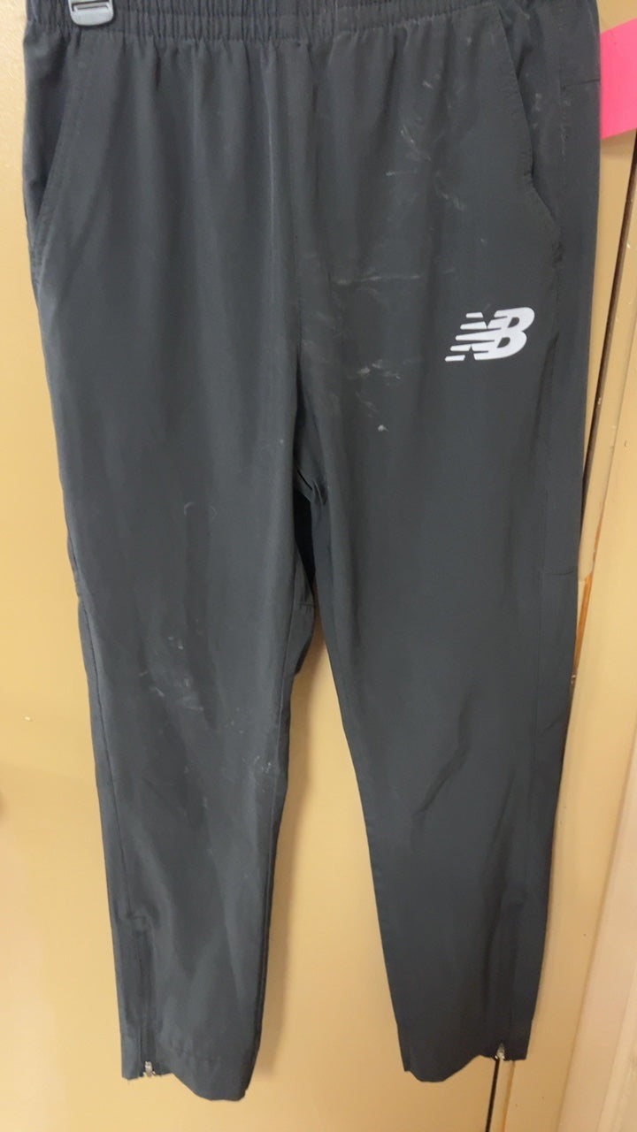 New Balance Pants MENS SMALL SPOTS 