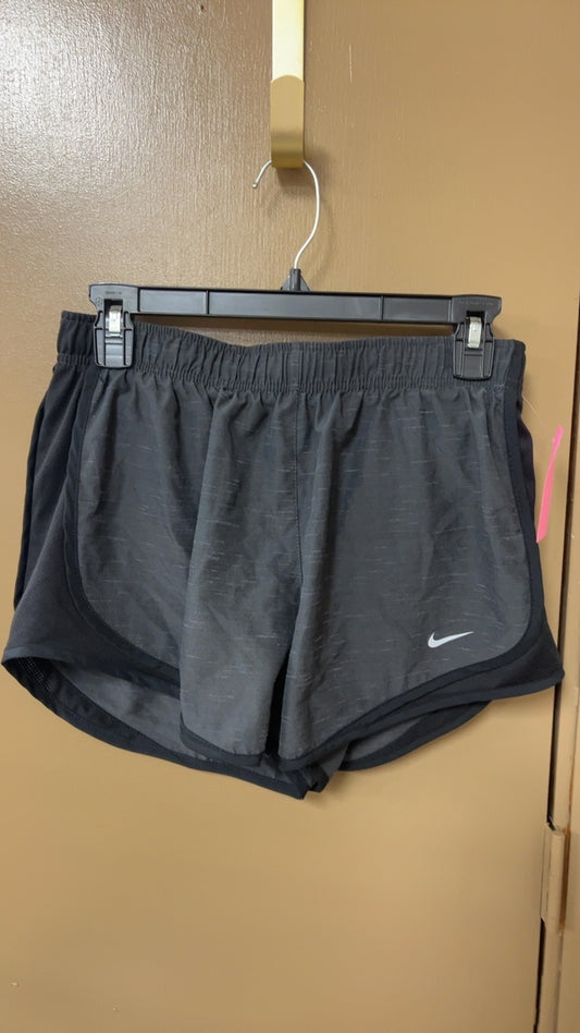 Nike Shorts Medium
