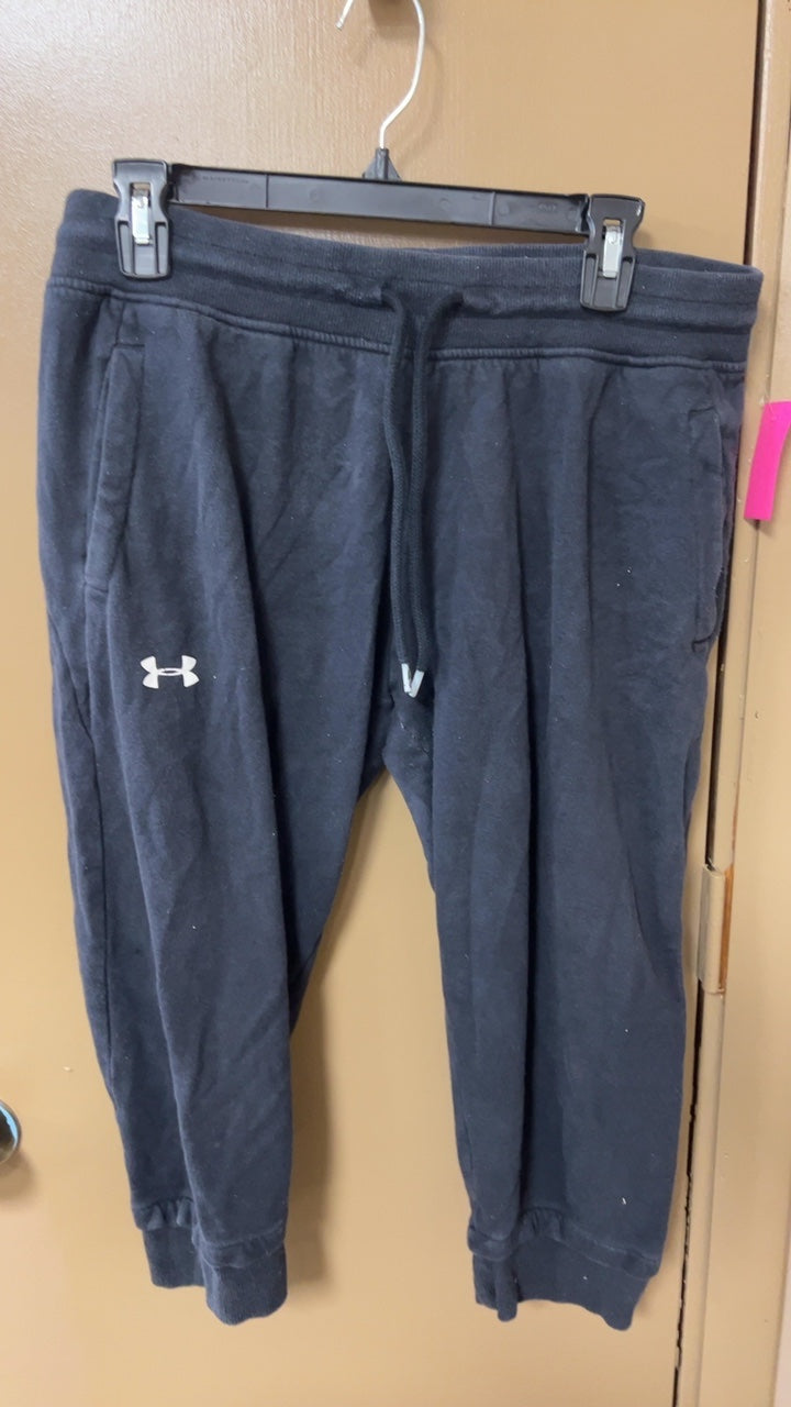Under Armour Capri Pants Large