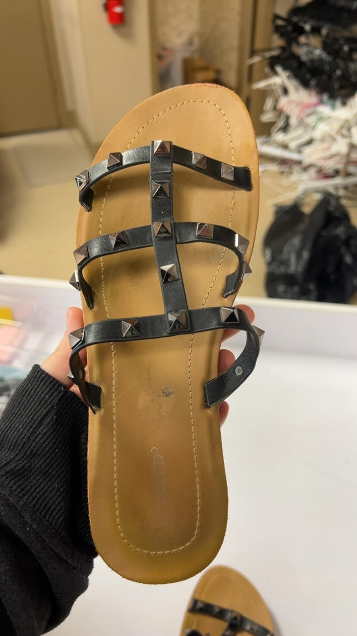 Boutique Sandals 9