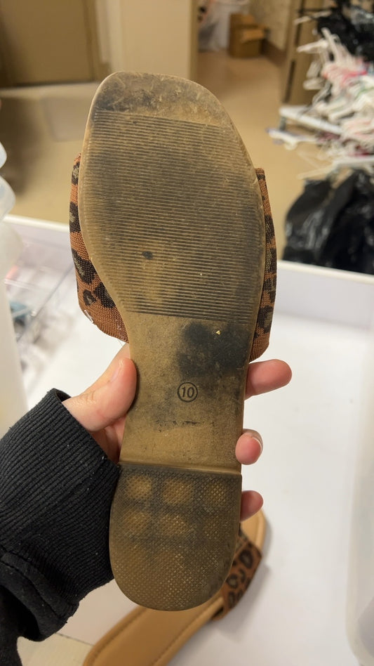 Sandals 10
