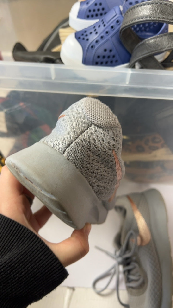 Nike Sneakers 8
