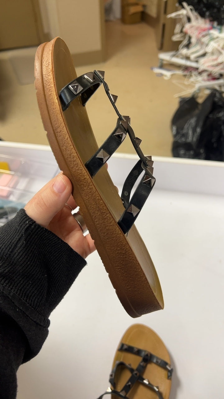 Boutique Sandals 9