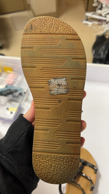 Boutique Sandals 9