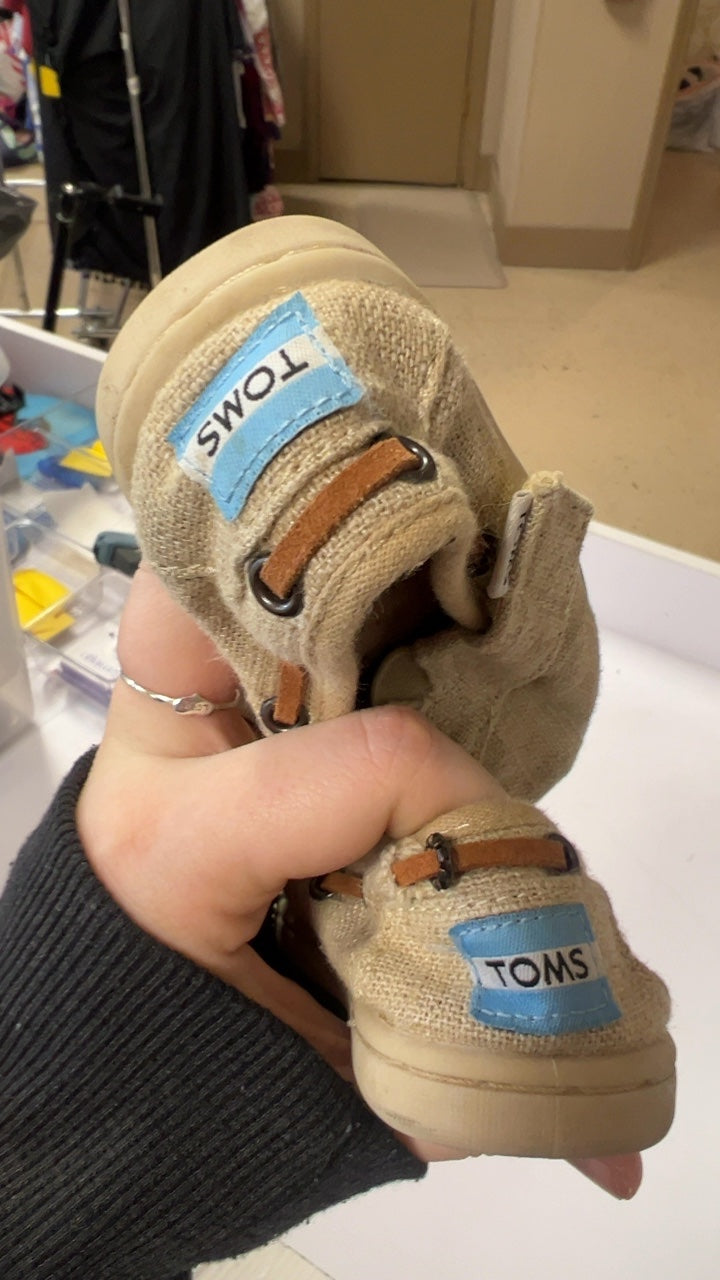 TOMS Sneakers Youth 6t
