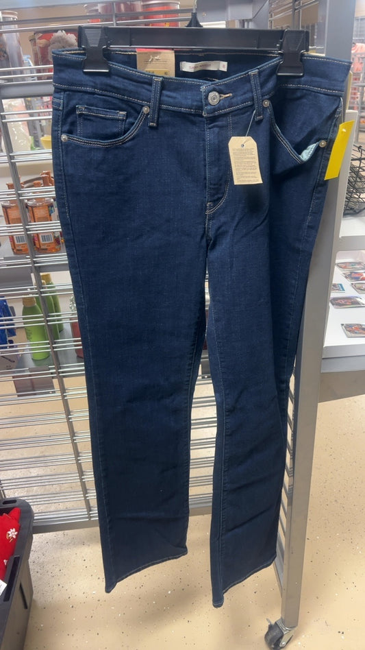 NWT  Pants 8