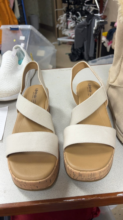 Lifestyles Sandals 9.5