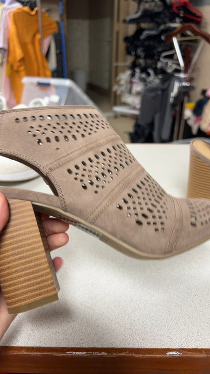Lauren C Boots 9.5