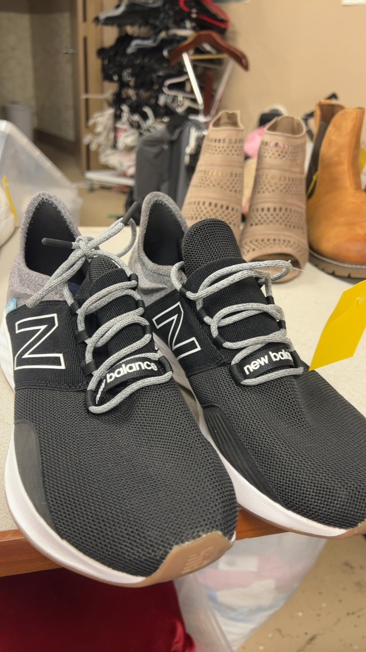 New Balance Sneakers Mens 11