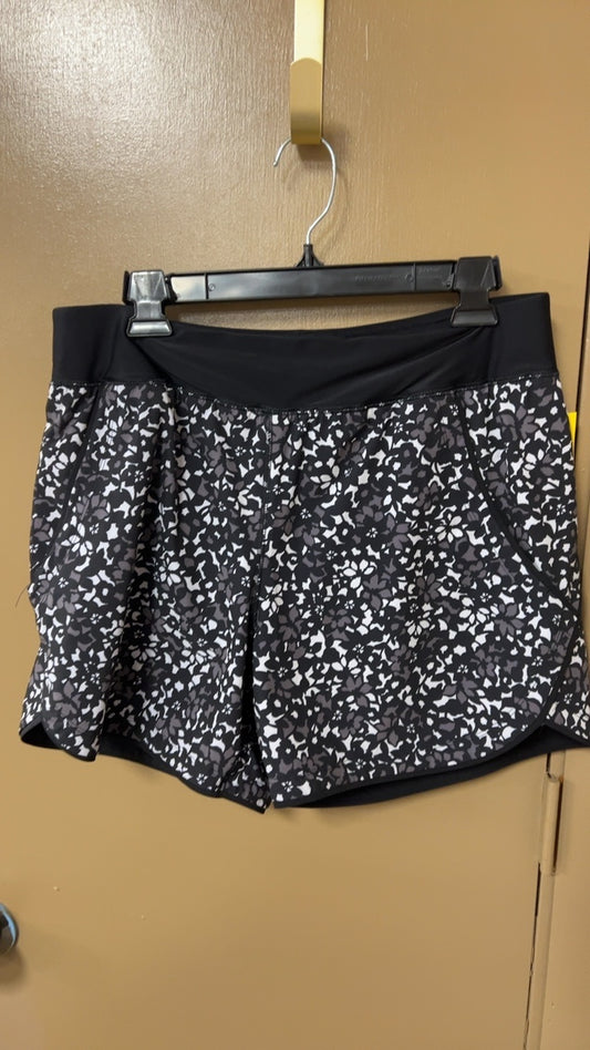 Shorts 12