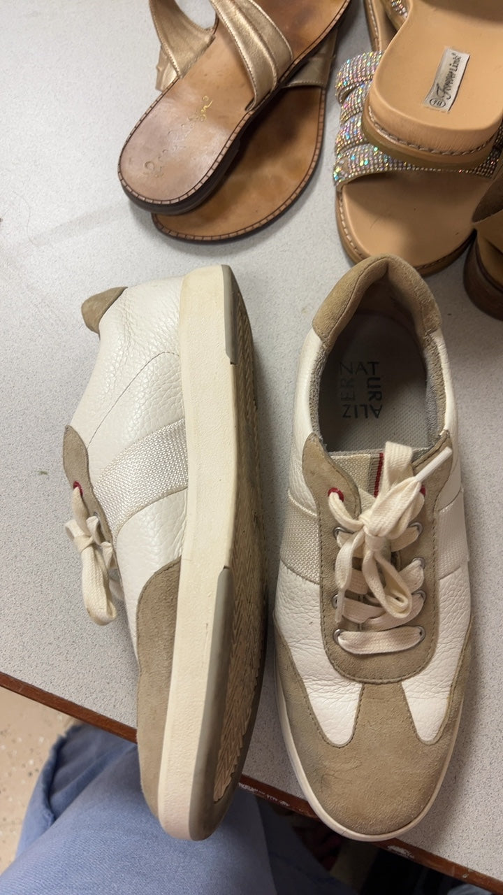 Sneakers 9