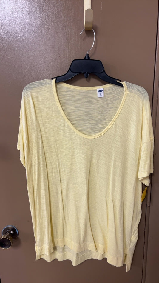 Old Navy T-Shirt Large