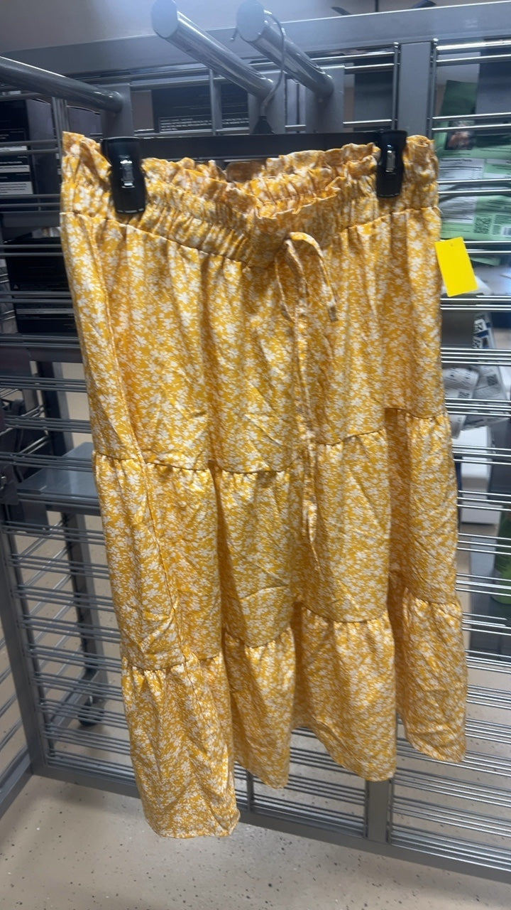 Yellow Skirt XL