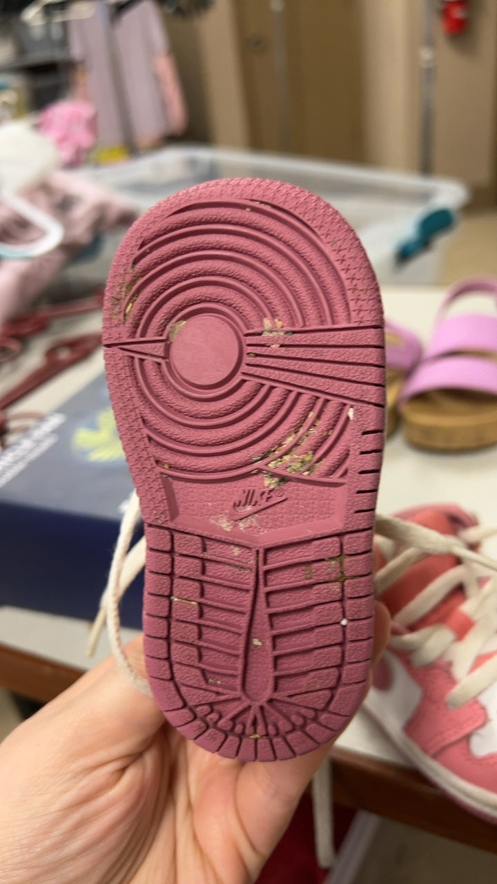 Nike Sneakers YOUTH 4