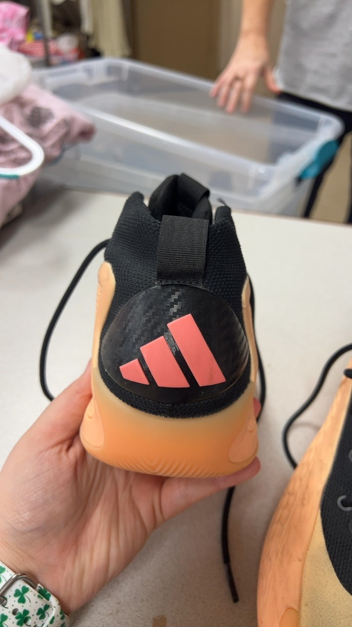 adidas Sneakers 6.5