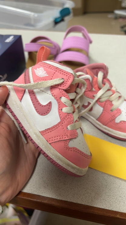 Nike Sneakers YOUTH 4