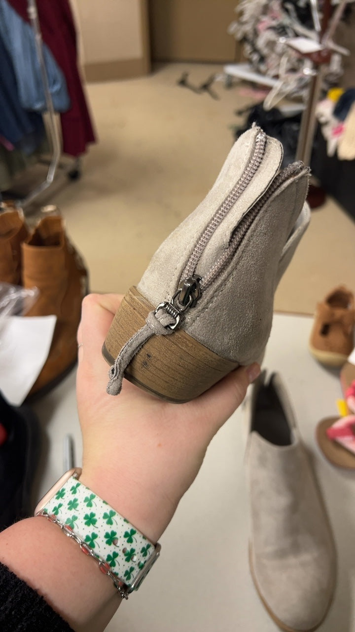 Boots 9