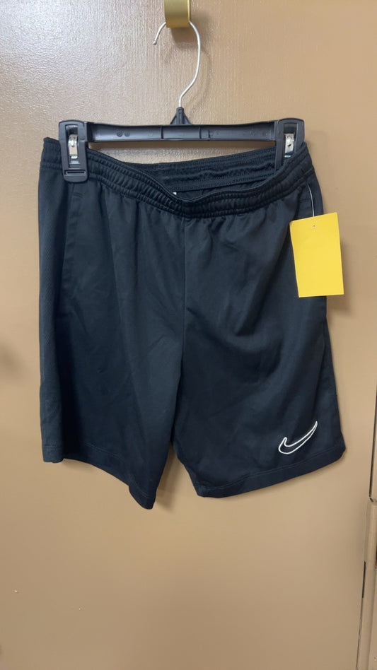 Nike Shorts YOUTH Medium