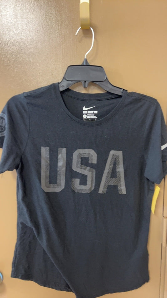 Nike T-Shirt Large
