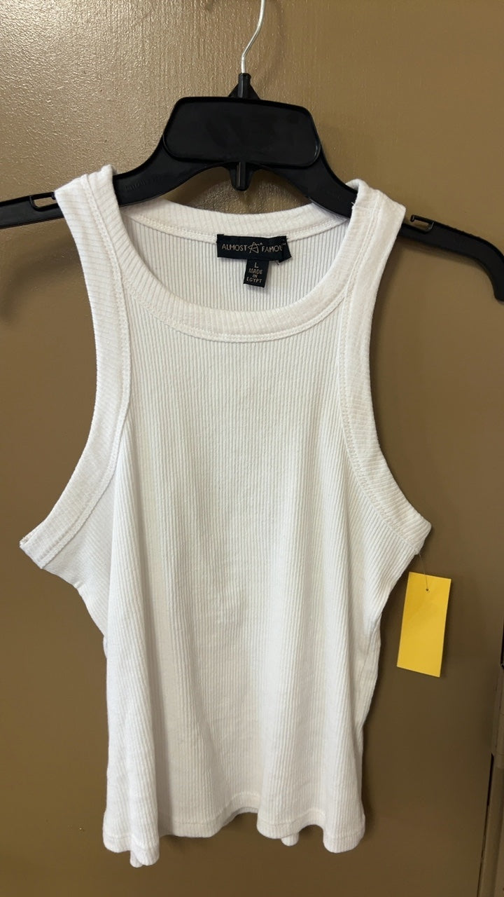 Almost Famous Tank top Large