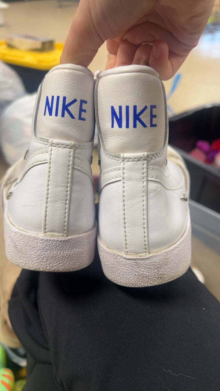 Nike Sneakers 8