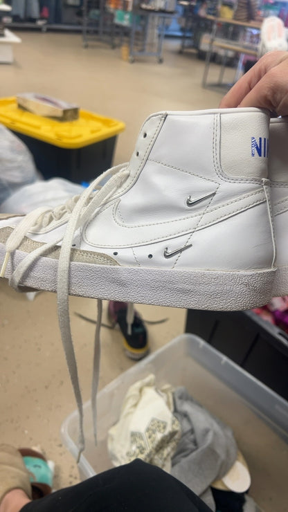 Nike Sneakers 8