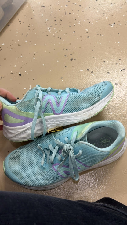 New Balance Sneakers Youth 4.5
