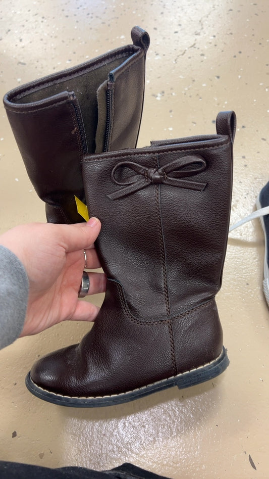 Boots Youth 9