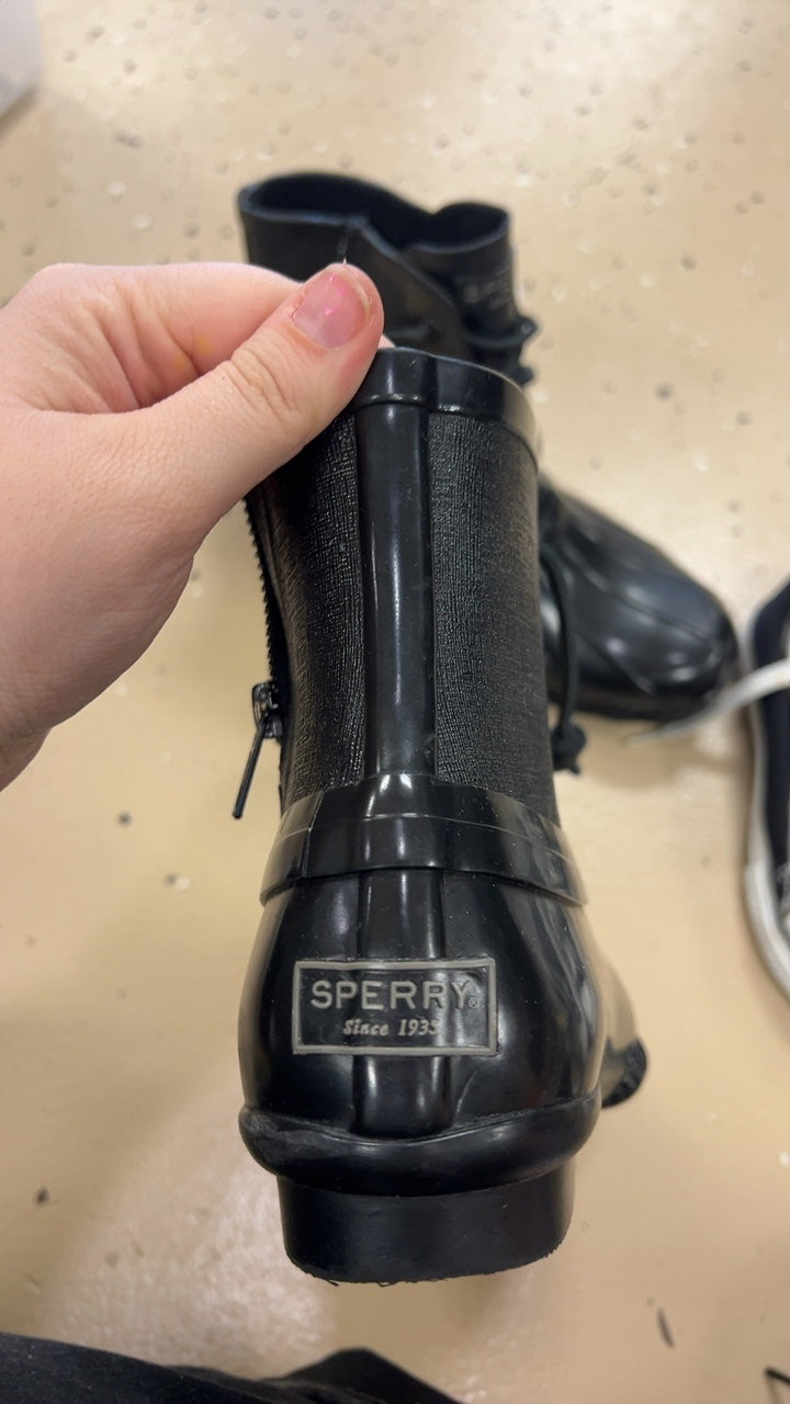 Sperry Boots 6