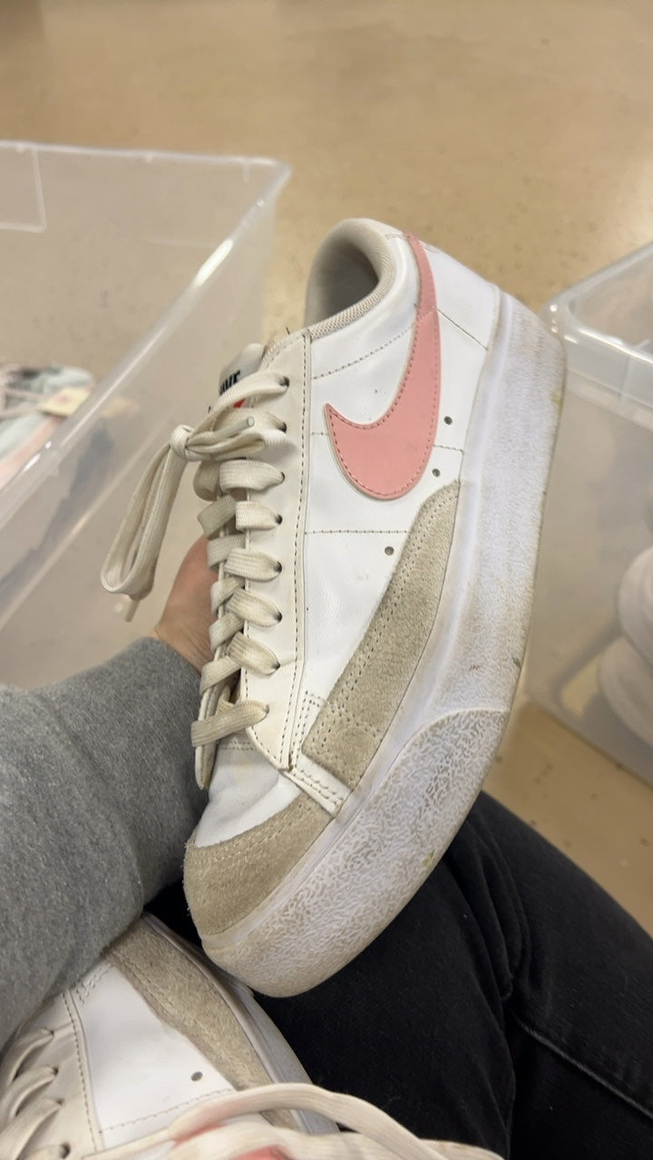 Nike Sneakers 9