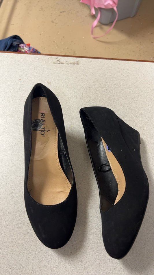 Pumps 8.5