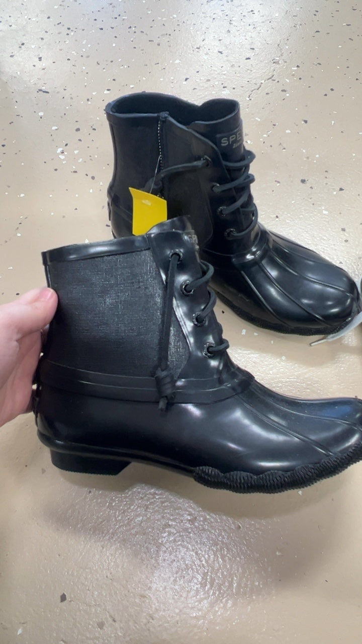 Sperry Boots 6