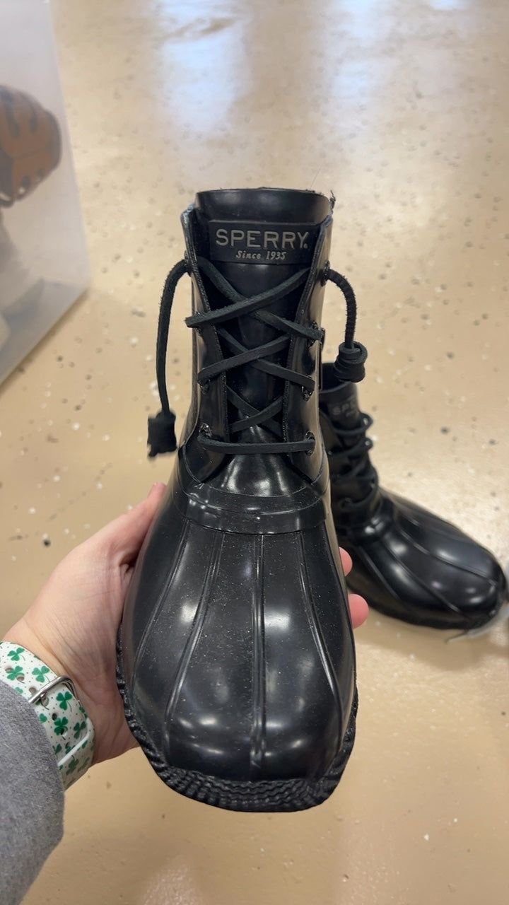 Sperry Boots 6