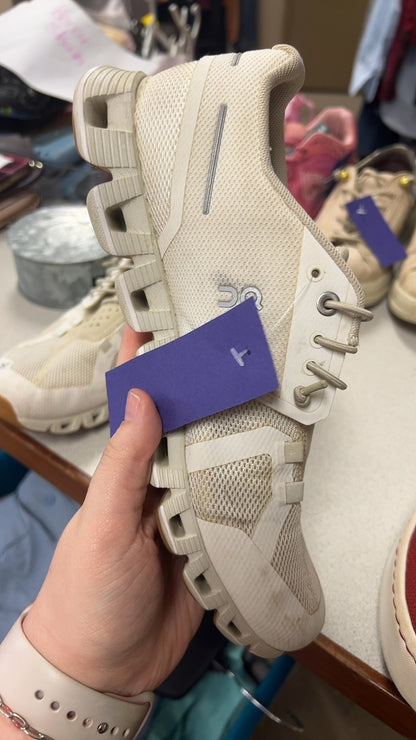 OC Sneakers 8