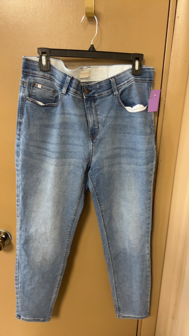 Curvy Pants 14