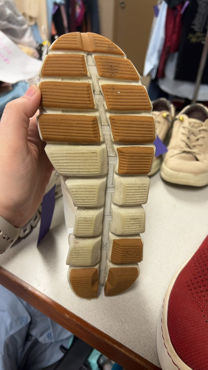 OC Sneakers 8