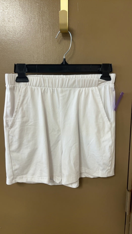 White shorts Small
