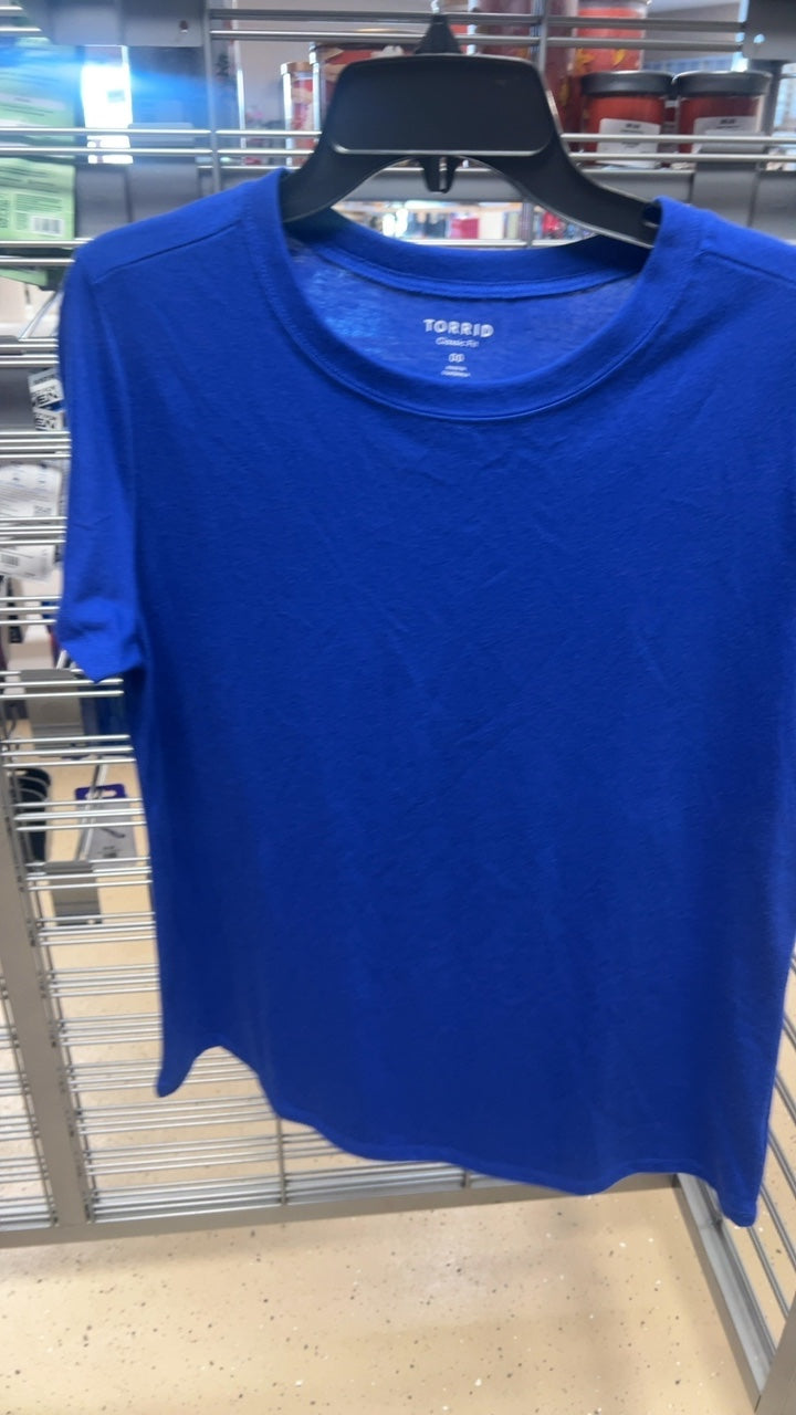 TORRID T-Shirt 00