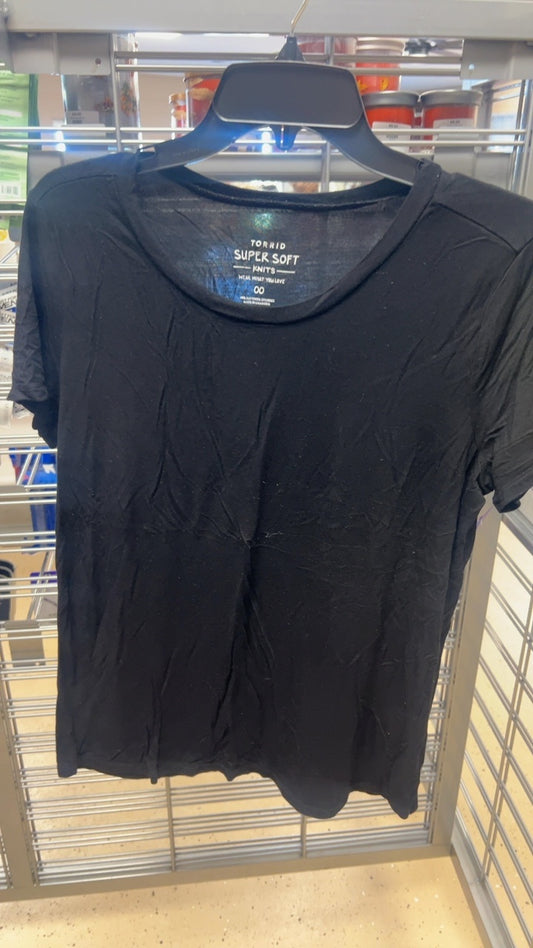 Torrid T-Shirt 00