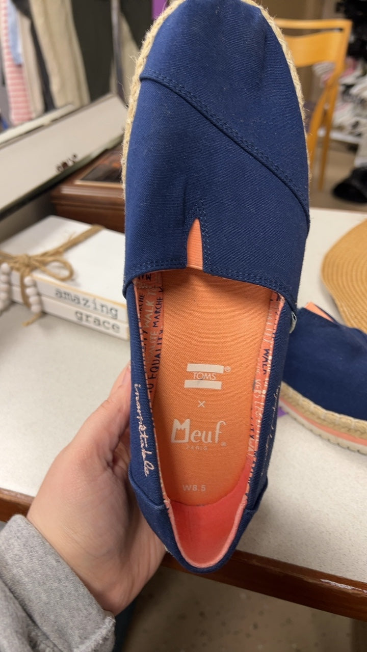 TOMS Sneakers 8.5