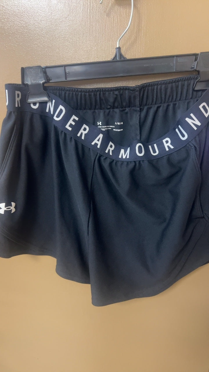 Under Armour Shorts Large