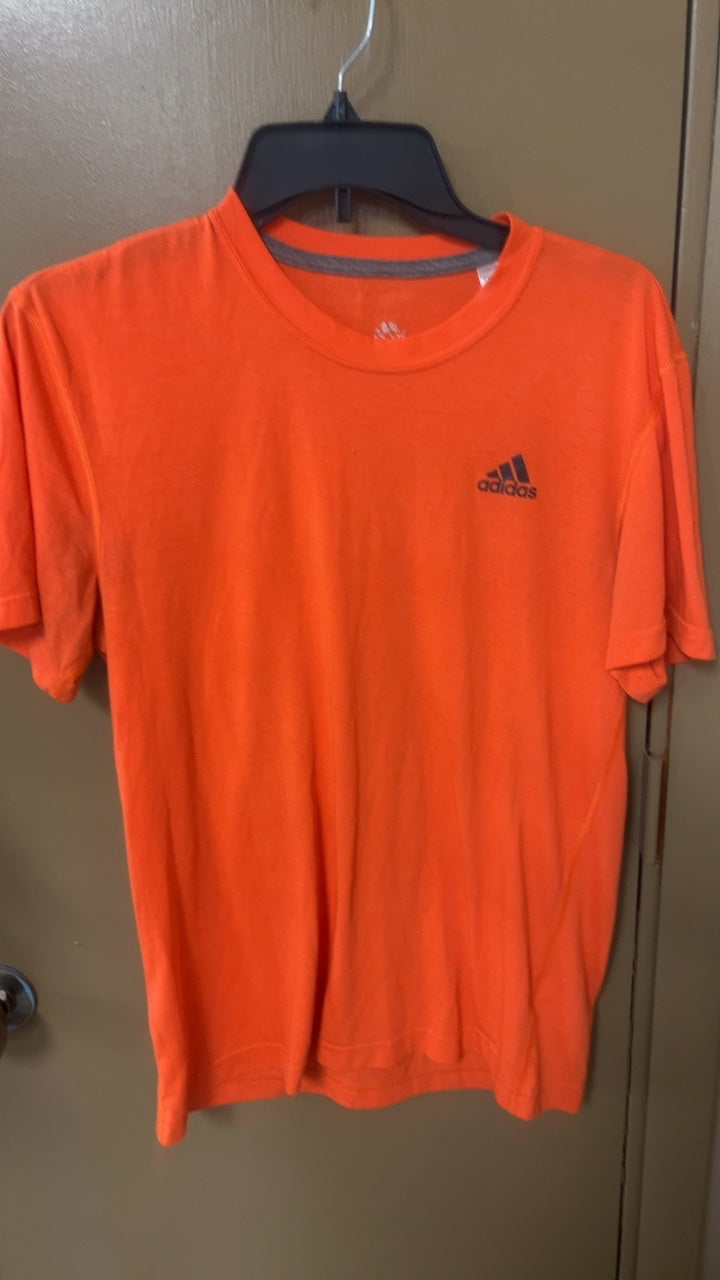 Adidas T-Shirt Medium
