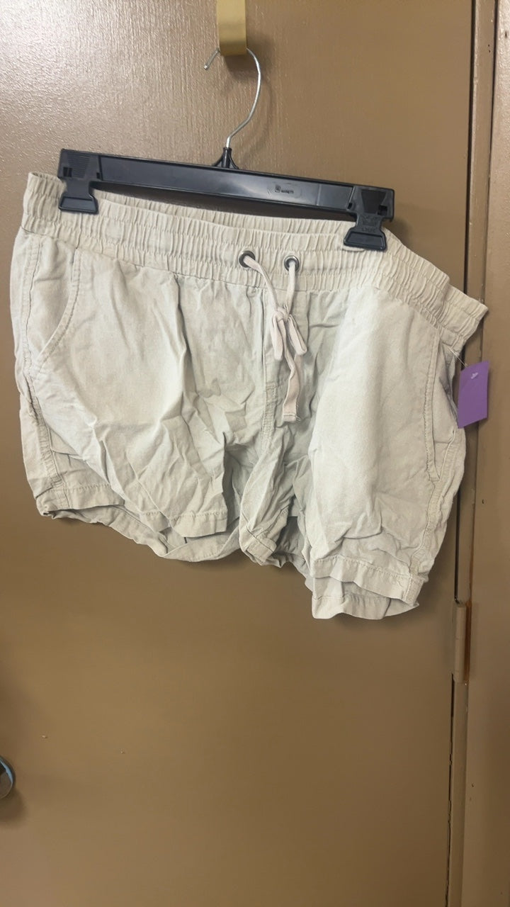 Old Navy Shorts Large